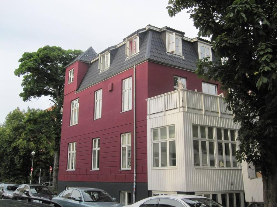 Sunny Apartment At Rostock - Pink Exterior photo